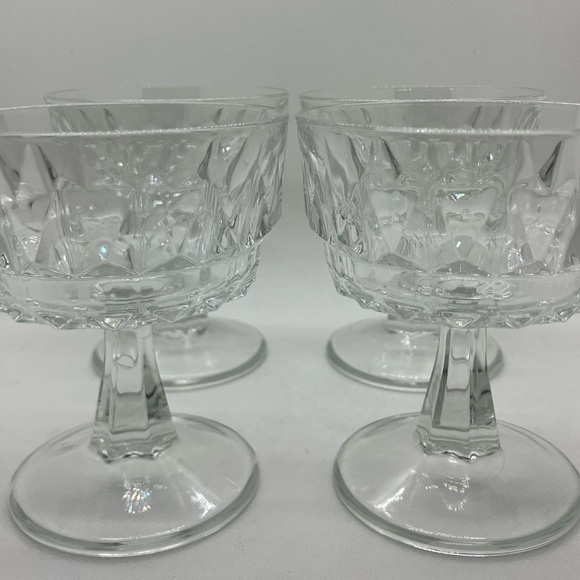 Arcoroc France Vintage set of 4 dessert glasses - Picture 1 of 5